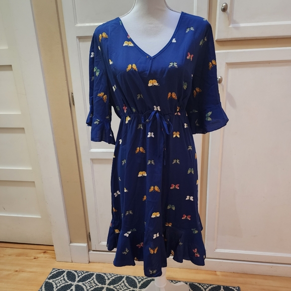SHEIN Women's Butterfly Print, Flounce Sleeve, Hem Knot Front Dress NWOT - Picture 5 of 14